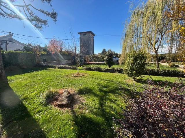 Villa Indipendente in vendita a Peveranza, Cairate