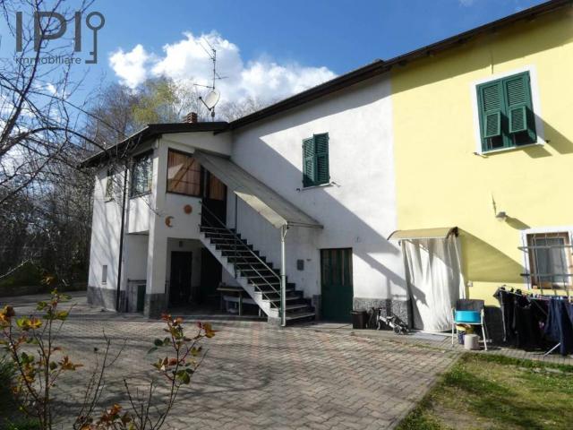 Villa Indipendente in vendita a Bragno, Cairo Montenotte
