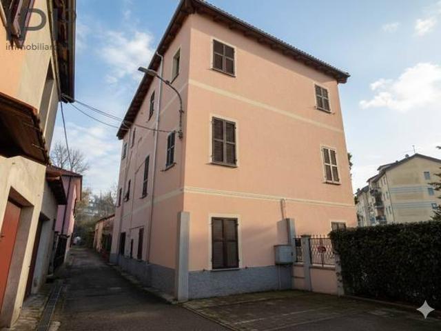 Villa Indipendente in vendita a Cairo Montenotte, Liguria