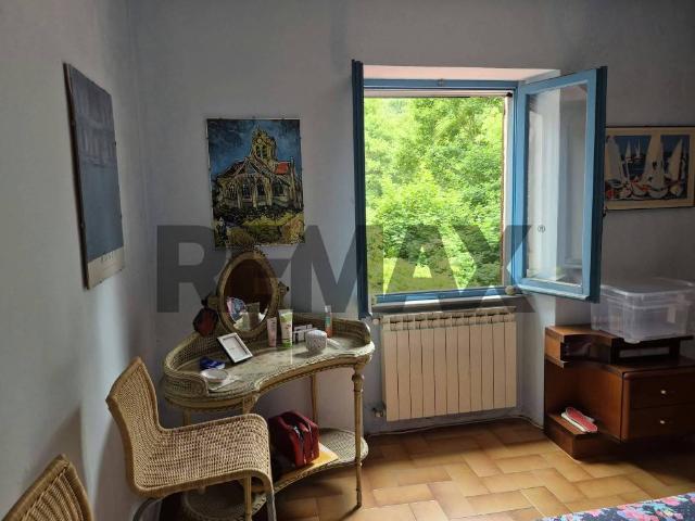 Villa Indipendente in vendita a Ferrania, Cairo Montenotte