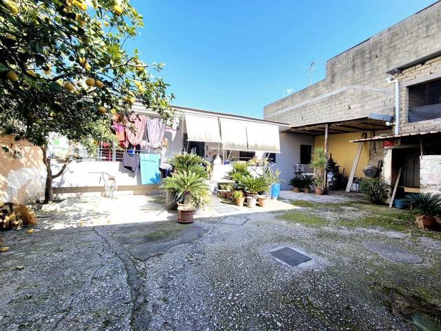 Villa Indipendente in vendita a Caivano, Campania