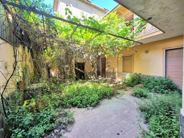 Villa Indipendente in vendita a Caivano, Campania