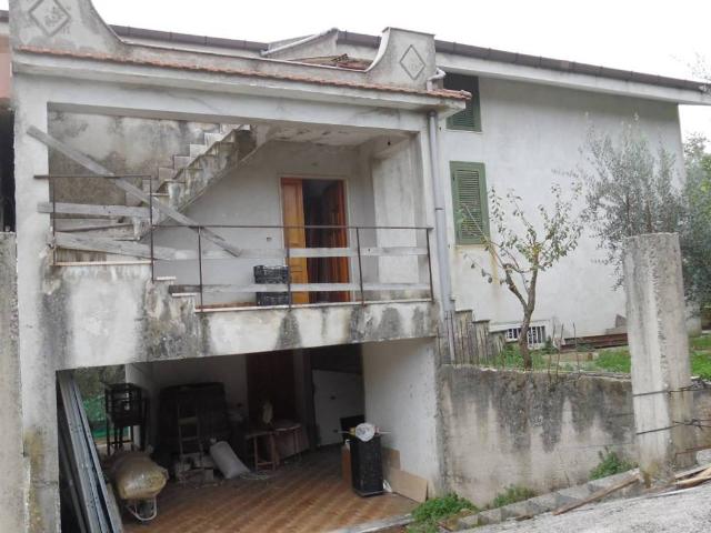 Villa Indipendente in vendita a Senerchia, Campania