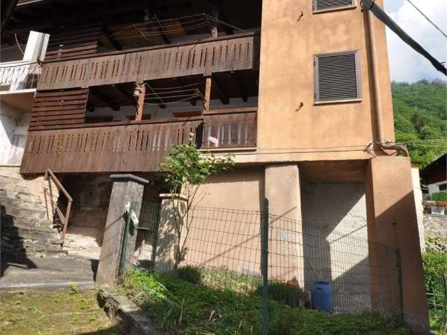 Villa Indipendente in vendita a Bannio Anzino, Piemonte