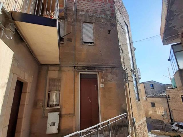 Villa Indipendente in vendita a Calascibetta, Enna