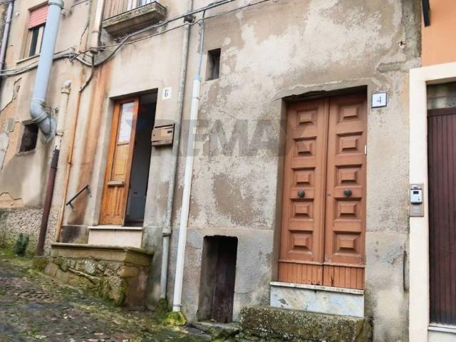 Villa Indipendente in vendita a Calascibetta, Sicilia