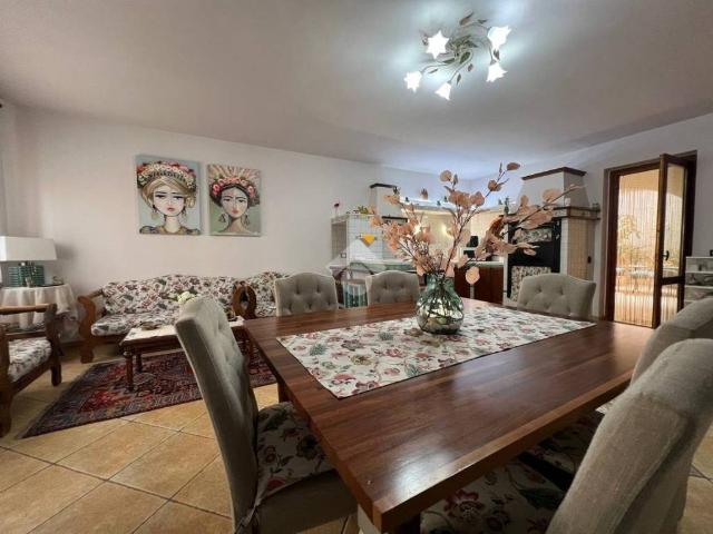 Villa Indipendente in vendita a Calatafimi, Sicilia