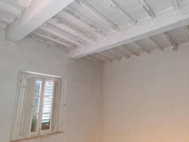 Villa Indipendente in vendita a Nicosia-Rezzano, Calci