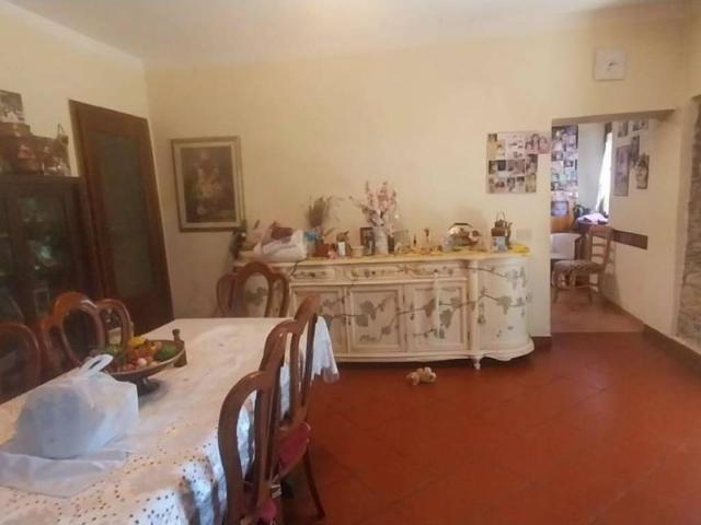 Villa Indipendente in vendita a Calci, Pisa