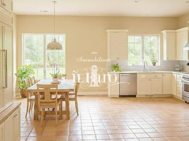 Villa Indipendente in vendita a Calci, Toscana