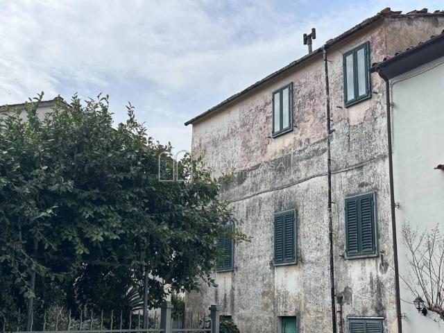 Villa Indipendente in vendita a La Corte, Calci