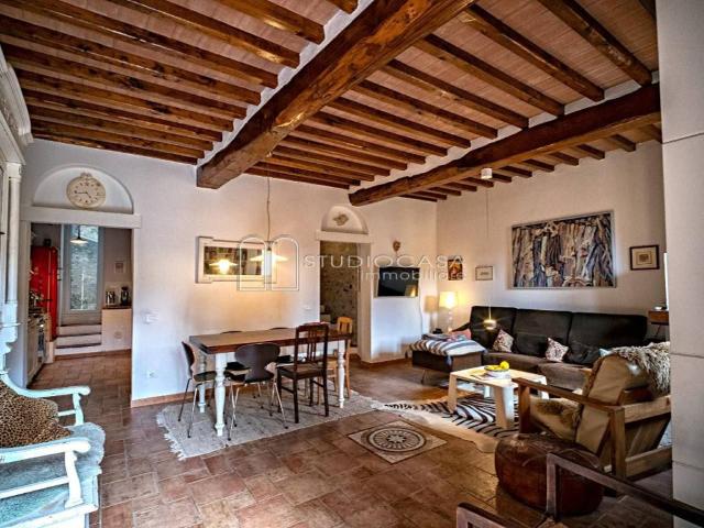 Villa Indipendente in vendita a Montemagno, Calci