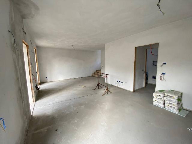 Villa Indipendente in vendita a Oltrarno, Calcinaia