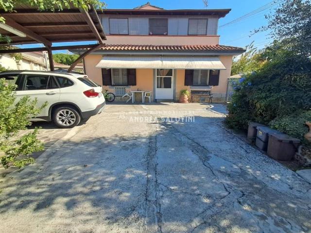 Villa Indipendente in vendita a Fornacette, Calcinaia