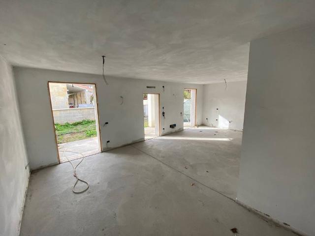 Villa Indipendente in vendita a Oltrarno, Calcinaia