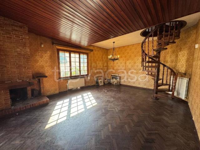 Villa Indipendente in vendita a Oltrarno, Calcinaia