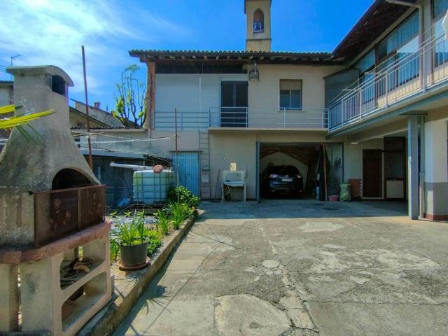 Villa Indipendente in vendita a Calcinate, Lombardia