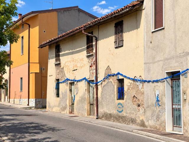 Villa Indipendente in vendita a Calcinato, Lombardia