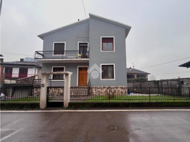 Villa Indipendente in vendita a Calcinato, Lombardia