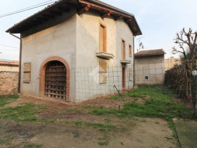 Villa Indipendente in vendita a Calcinato, Lombardia