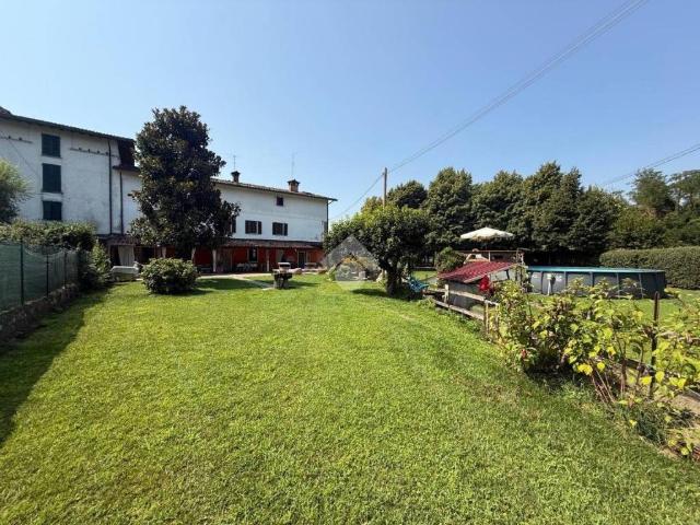 Villa Indipendente in vendita a Calcio, Lombardia