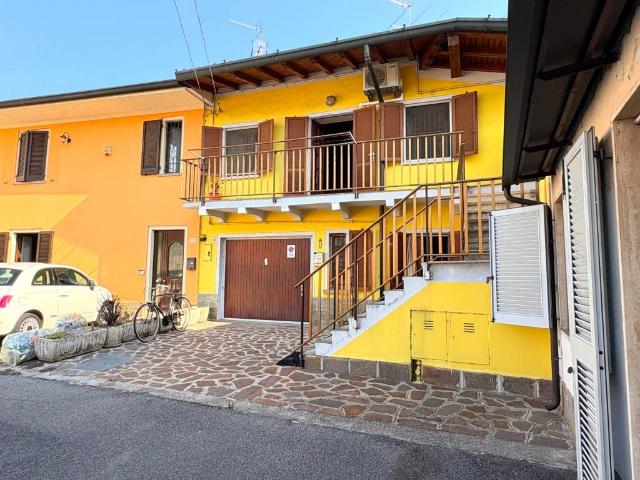 Villa Indipendente in vendita a Calcio, Lombardia