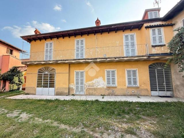 Villa Indipendente in vendita a Calco Superiore, Calco