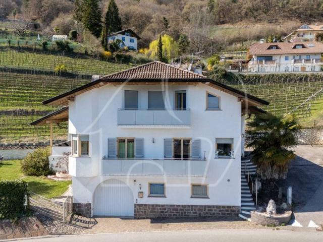 Villa Indipendente in vendita a Überetsch-Unterland - Oltradige-Bassa Atesina, Caldaro - Kaltern