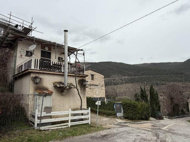 Villa Indipendente in vendita a Marche, Macerata