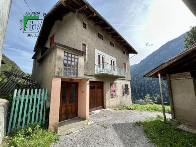 Villa Indipendente in vendita a Bordiana, Caldes