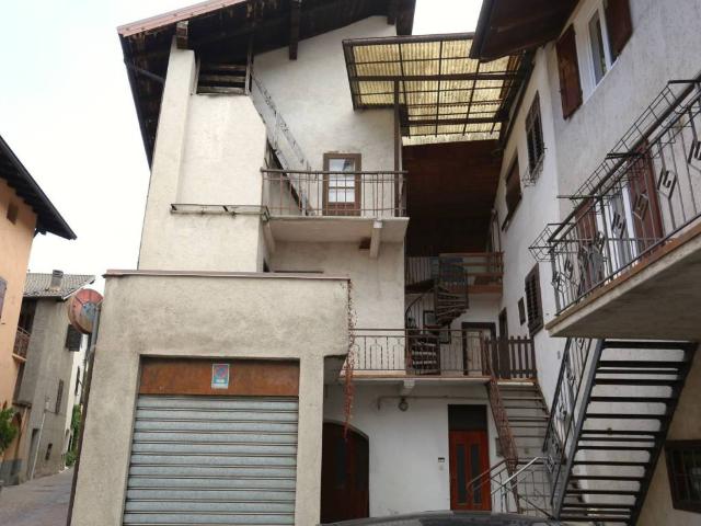 Villa Indipendente in vendita a Caldonazzo, Provincia di Trento
