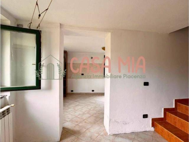 Villa Indipendente in vendita a Calendasco, Reggio Emilia