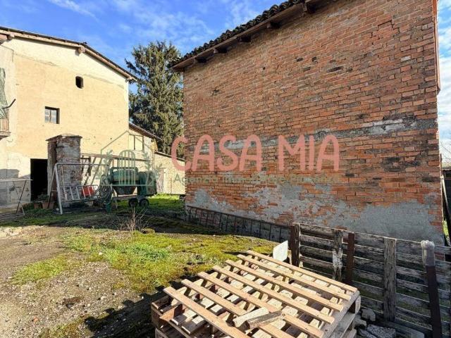 Villa Indipendente in vendita a Calendasco, Reggio Emilia