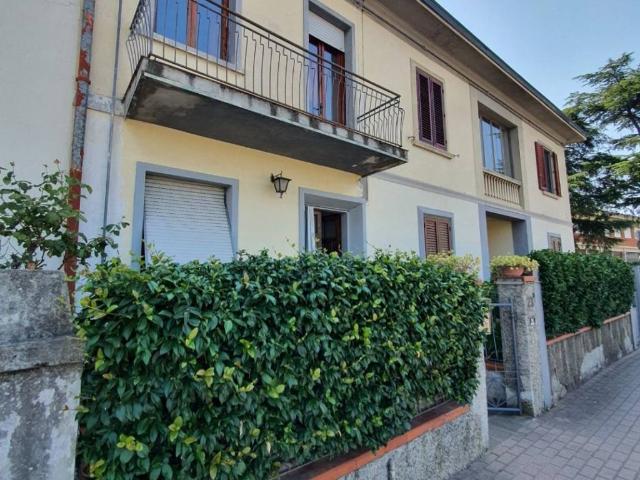Villa Indipendente in vendita a Area industriale Fibbiana, Campi Bisenzio