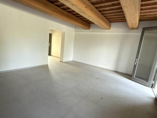 Villa Indipendente in vendita a Calenzano, Firenze