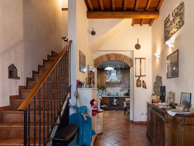 Villa Indipendente in vendita a Padule, Sesto Fiorentino
