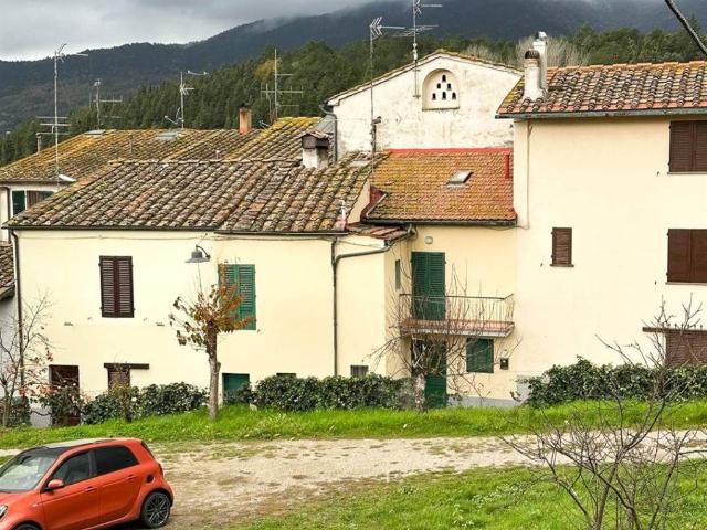 Villa Indipendente in vendita a Calenzano, Toscana