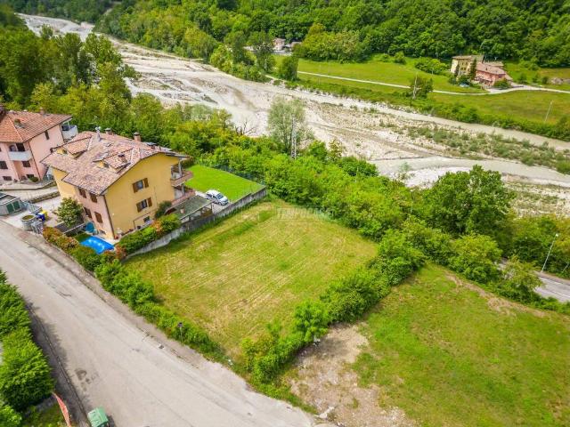 Villa Indipendente in vendita a Calestano, Reggio Emilia