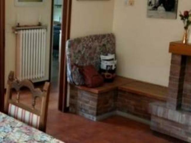 Villa Indipendente in vendita a Calestano, Reggio Emilia