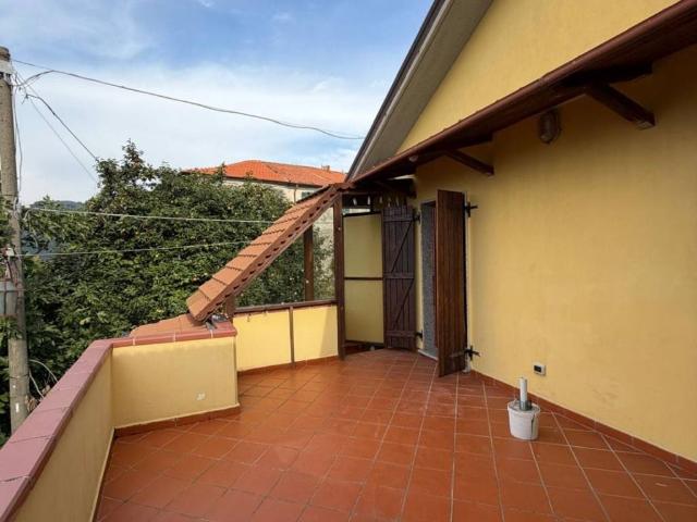 Villa Indipendente in vendita a Le Cassorane, Calice al Cornoviglio