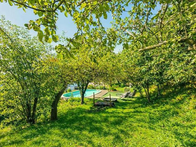 Villa Indipendente in vendita a Calice Al Cornoviglio, Liguria