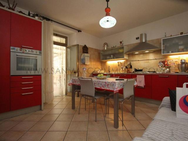 Villa Indipendente in vendita a Lavello, Calolziocorte