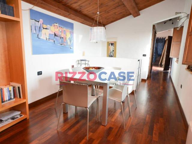 Villa Indipendente in vendita a Calabria, Cosenza