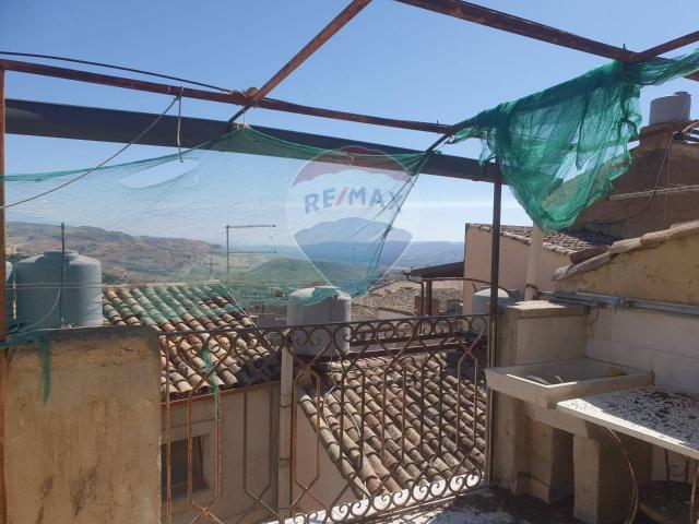 Villa Indipendente in vendita a Canalotto, Caltagirone
