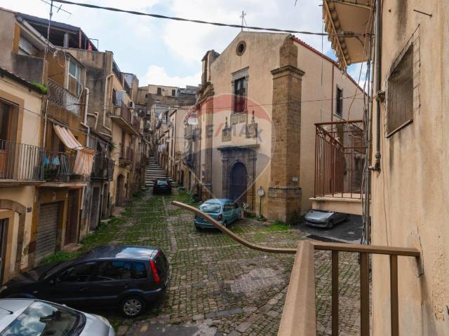 Villa Indipendente in vendita a Canalotto, Caltagirone