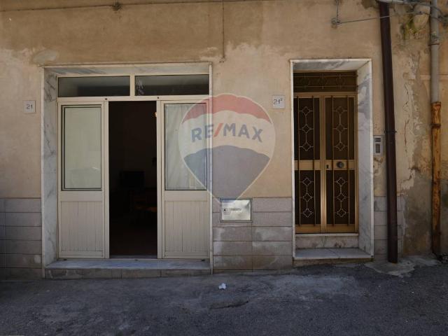 Villa Indipendente in vendita a Canalotto, Caltagirone