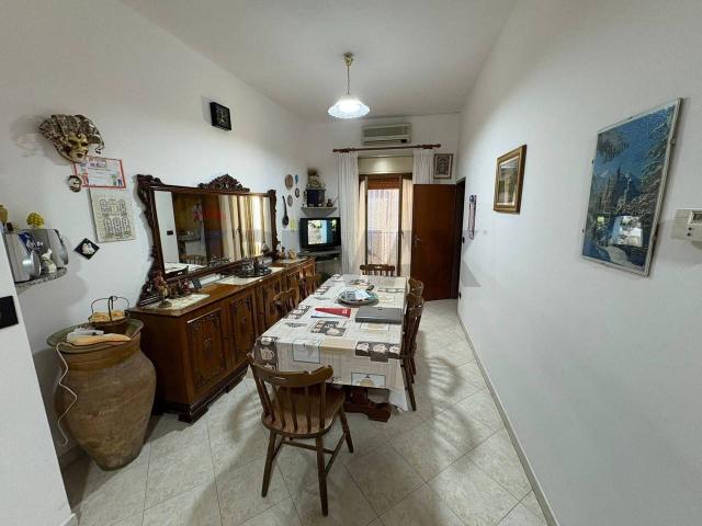 Villa Indipendente in vendita a Canalotto, Caltagirone