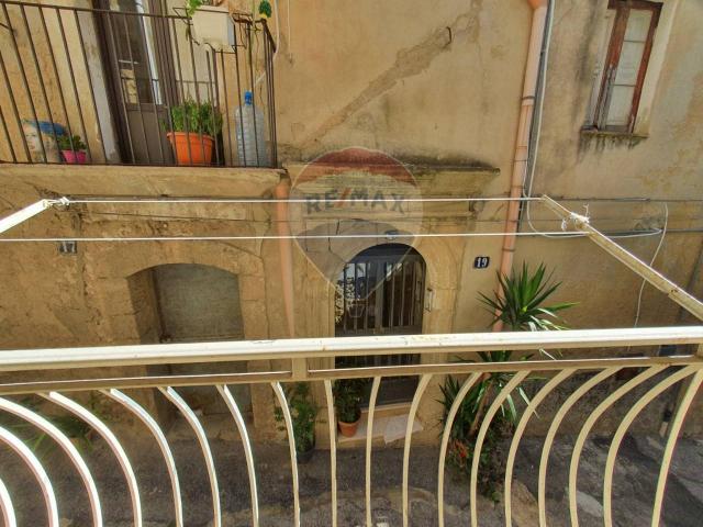 Villa Indipendente in vendita a Canalotto, Caltagirone
