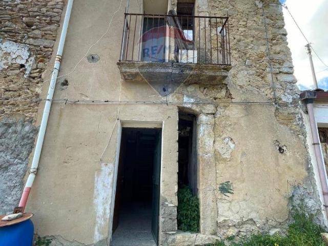 Villa Indipendente in vendita a Caltagirone, Sicilia