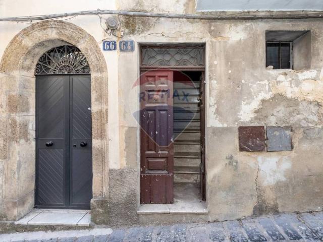 Villa Indipendente in vendita a Canalotto, Caltagirone